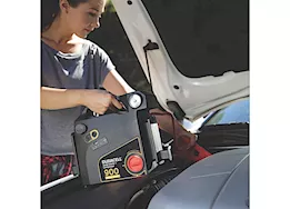 Battery Biz Duracell 900 amp portable emergency jumpstarter with air compressor