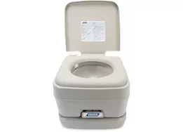 Camco Portable Toilet - 2.6 Gallon Capacity