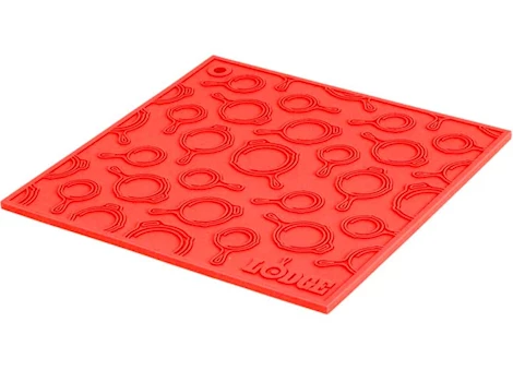 LODGE 7 INCH SQUARE SILICONE TRIVET WITH SKILLET PATTERN – RED