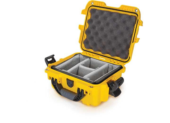 Nanuk 905 waterproof hard case w/padded divider - yellow, interior: 9.4 x 7.4 x 5.5in Main Image