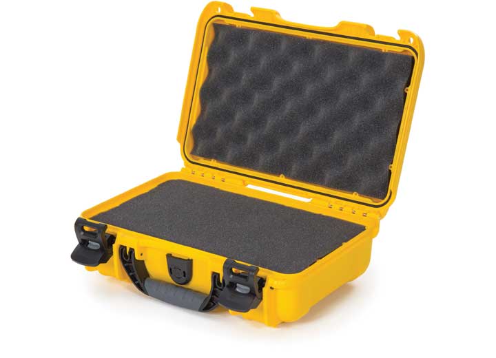 Nanuk 909 waterproof hard case w/foam - yellow, interior: 11.4 x 7 x 3.7in Main Image