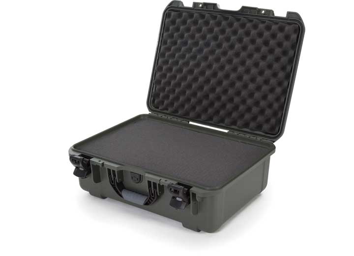 Nanuk 940 waterproof hard case w/foam - olive, interior: 20 x 14 x 8in