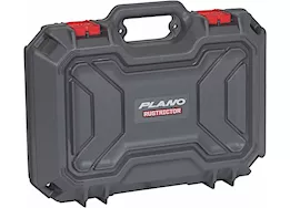 Plano defender two-pistol case w/rustrictor