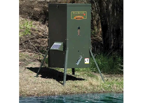 Texas Hunter Products 175 LB LAKE & POND FISH FEEDER WITH ADJUSTABLE LEGS