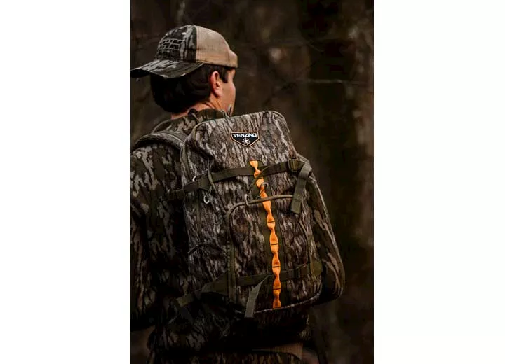 Tenzing Tzw-1200 whitetail day pack / mossy oak bottomlands