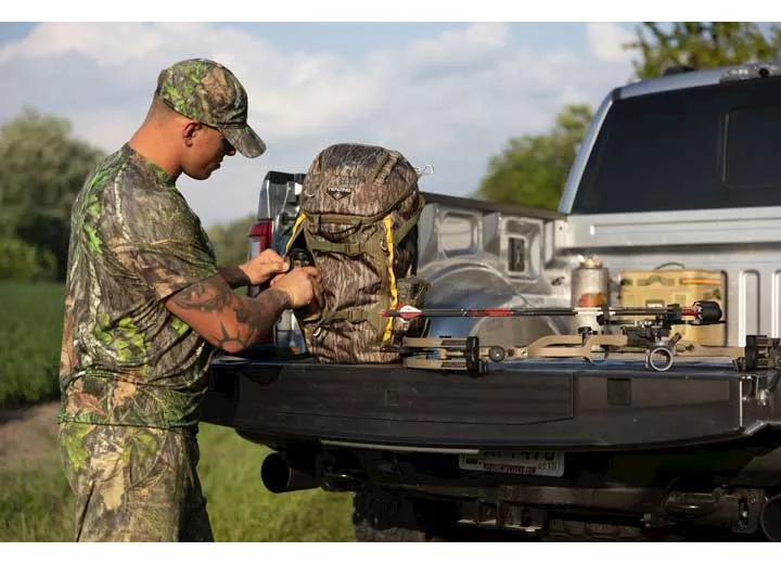 Tenzing Tzw-1500 whitetail day pack / mossy oak bottomlands