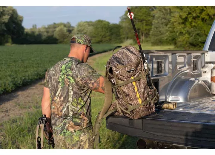 Tenzing Tzw-2100 whitetail day pack / mossy oak bottomlands